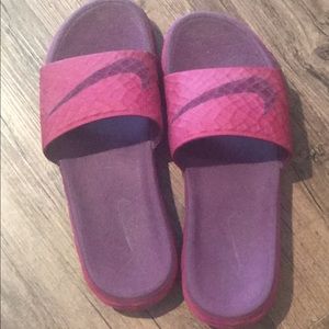 Nike slides